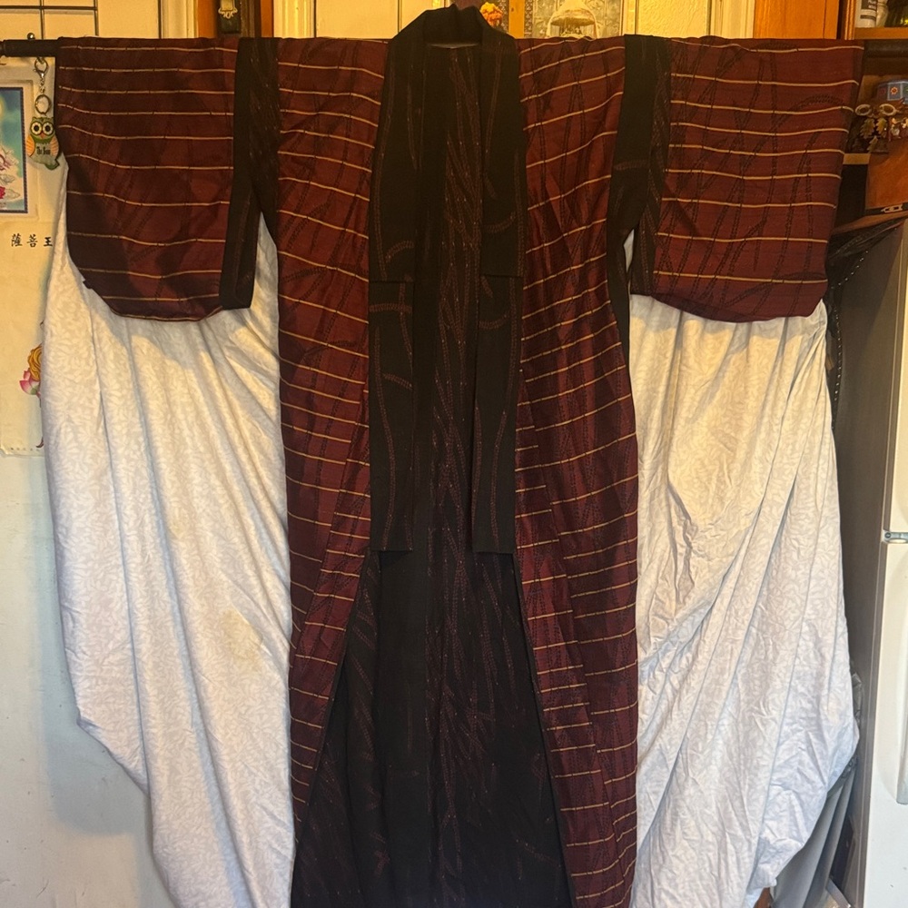 Elegant Burgundy and Black Kimono